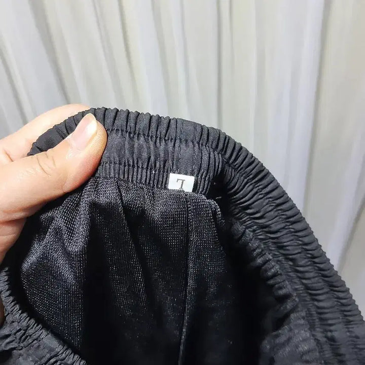 [SOLD OUT] 노스페이스 블랙 바람막이 조거 팬츠