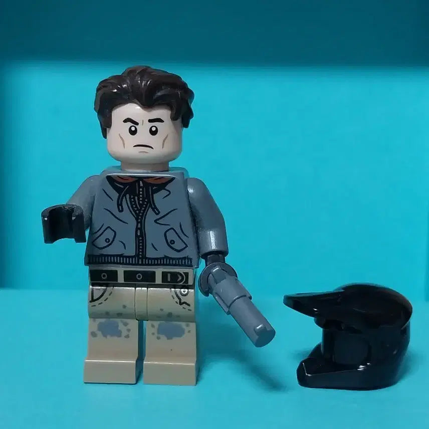 [BUNJANG] Lego Bruce Wayne Drifter Minifigure / 레고 미니피겨 브루스웨인 드리프터 헬멧과 총 포함