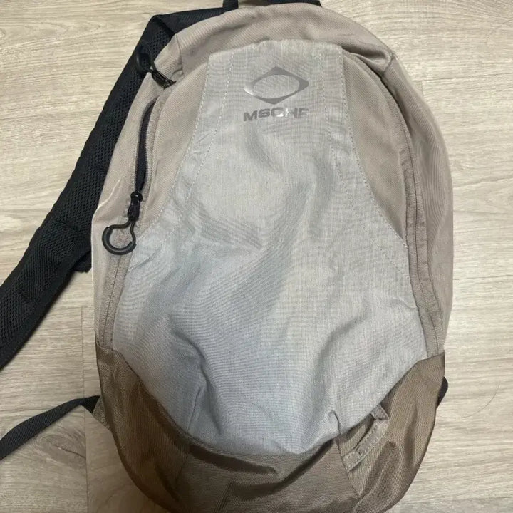 [SOLD OUT] 미스치프 롬버스 백팩 핑크그레이