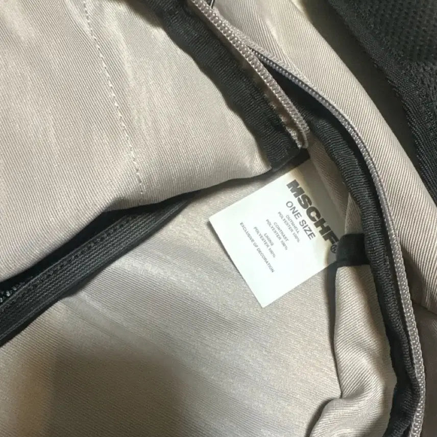 [SOLD OUT] 미스치프 롬버스 백팩 핑크그레이
