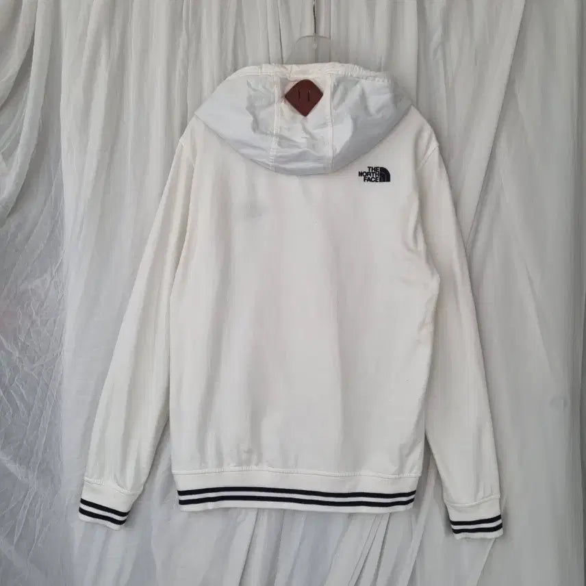 [SOLD OUT] 노스페이스 화이트 후드티