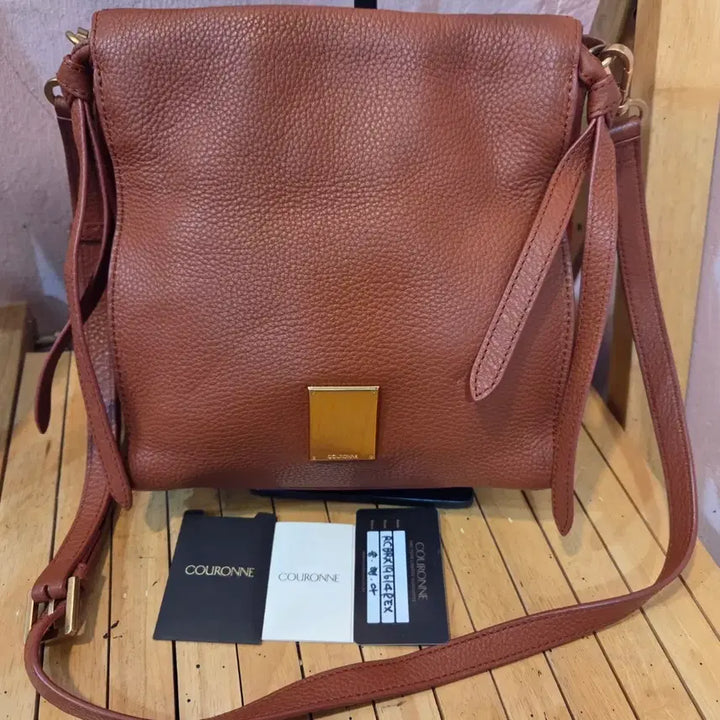 [BUNJANG] Couronne Shoulder Crossbag (Brown) / 쿠론 숄더겸크로스백 (브라운)