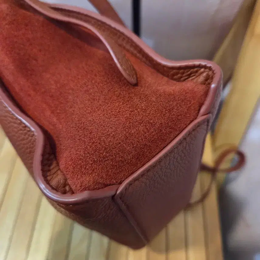 [BUNJANG] Couronne Shoulder Crossbag (Brown) / 쿠론 숄더겸크로스백 (브라운)