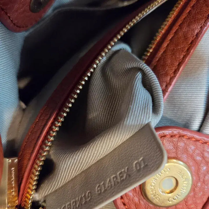 [BUNJANG] Couronne Shoulder Crossbag (Brown) / 쿠론 숄더겸크로스백 (브라운)