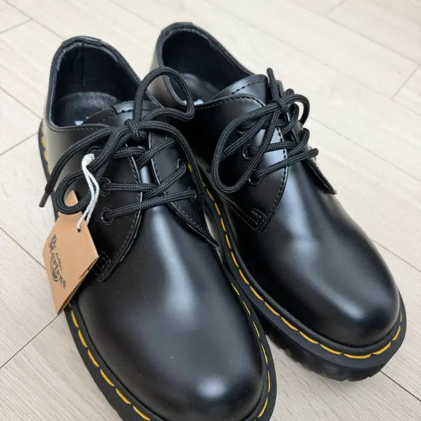 [SOLD OUT] 닥터마틴 1461 벡스 새상품