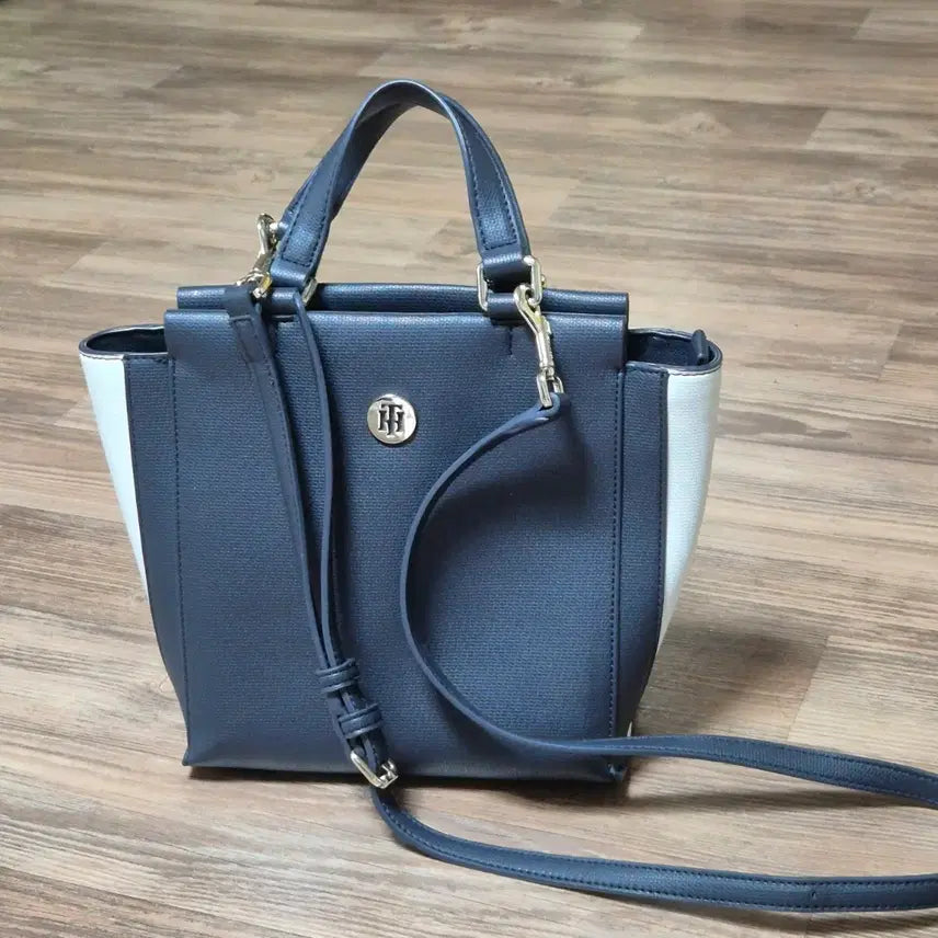 [BUNJANG] Tommy Hilfiger Tote Cross Bag / 타미힐피거 토트백 크로스백