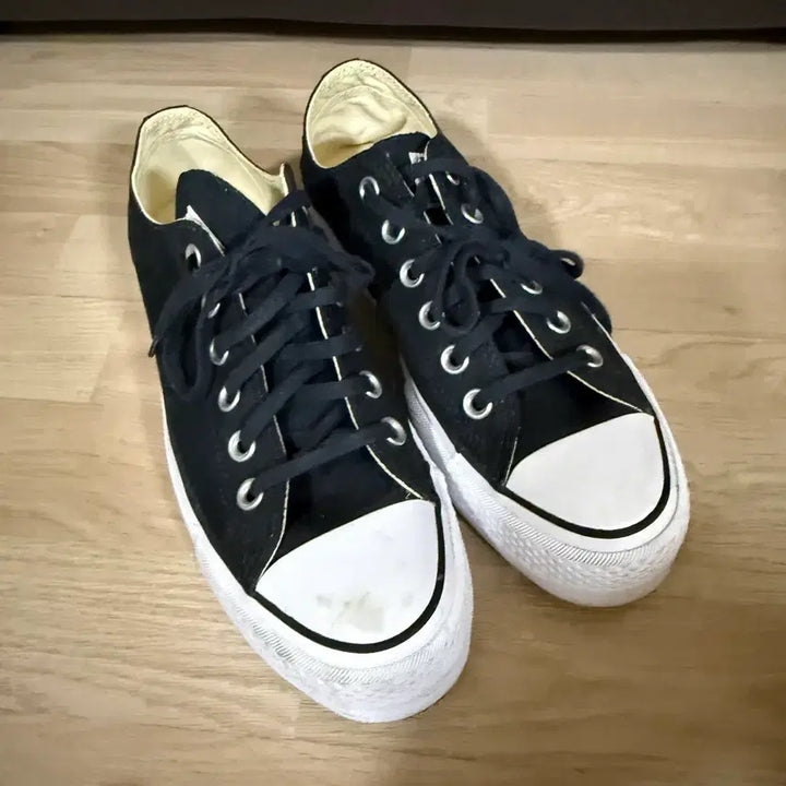 [BUNJANG] Converse All Star Low Sneakers 240 / 컨버스 블랙 로우 스니커즈 240
