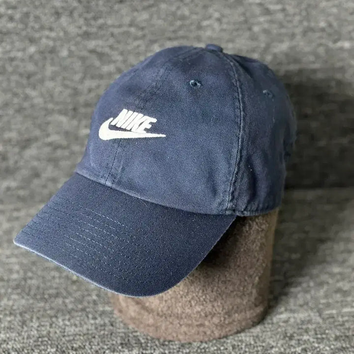 [BUNJANG] Nike Navy Ball Cap / 나이키 네이비 볼캡