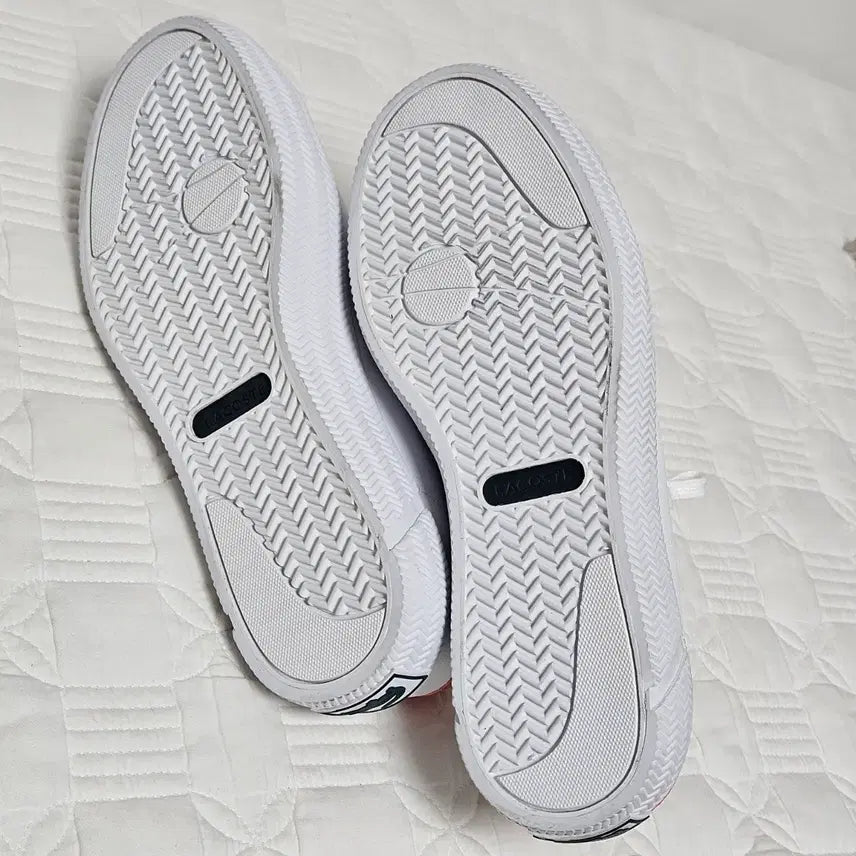 [BUNJANG] Lacoste White Sneakers Women&