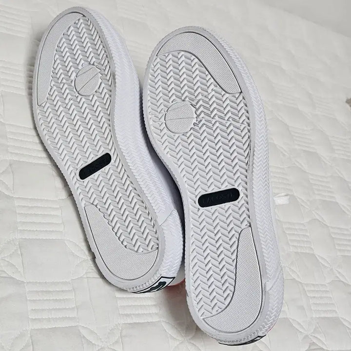 [BUNJANG] Lacoste White Sneakers Women&