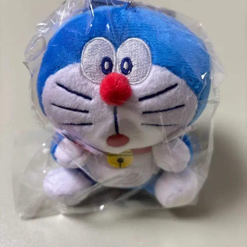 [BUNJANG] Doraemon Doll Keychain / 도라에몽 인형 키링 (새상품)