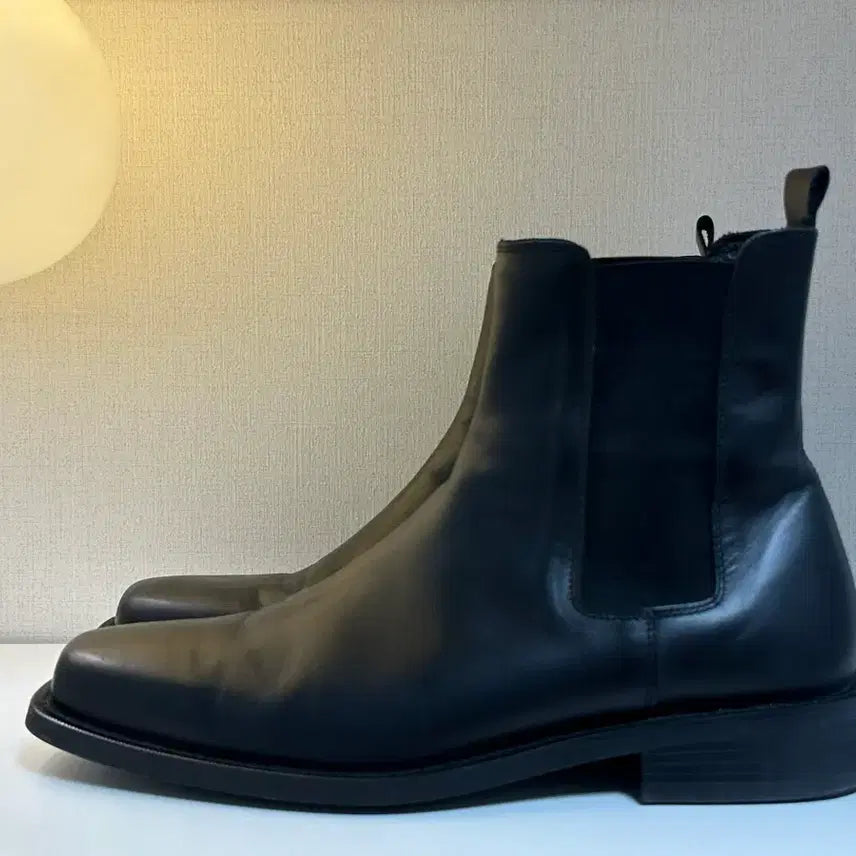 [SOLD OUT] 무탠다드 스퀘어 첼시부츠 275