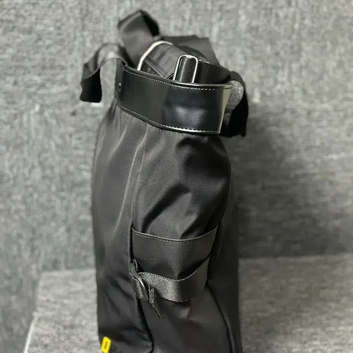 [SOLD OUT] 내셔널지오그래픽 토트백 블랙