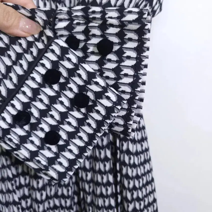 [BUNJANG] Lucky Chouette Pattern Dress / 럭키슈에뜨 패턴 원피스 ~55