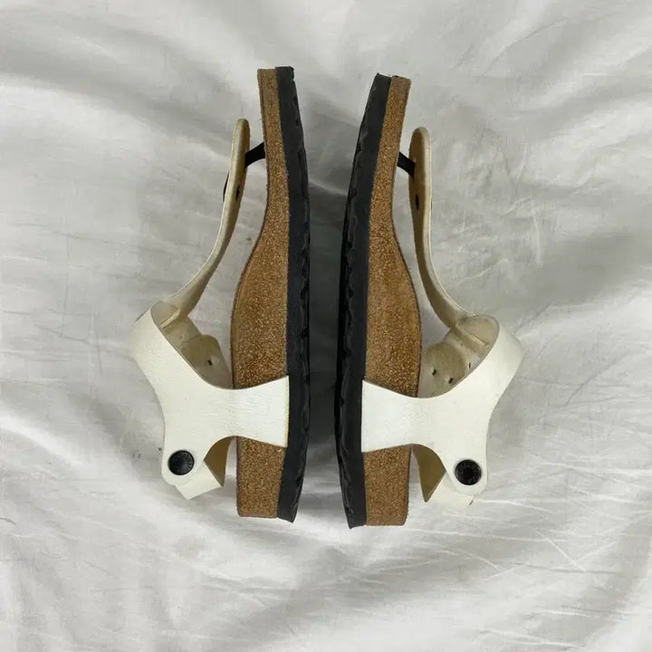 [BUNJANG] Birkenstock Cairo White Sandals 230 / 버켄스탁 카이로 화이트 샌들 230 <14>