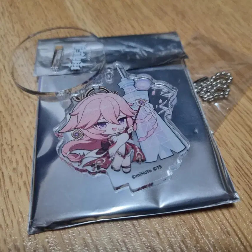 [BUNJANG] Genshin Impact Yae Miko Acrylic Stand Keyring / 원신 도쿄 스카이트리 야에 미코 아크릴 스탠드 키링