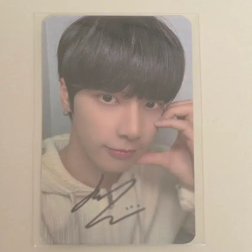 [BUNJANG] Kihyun (IMFACT) Autographed Photocard / 인어미닛 재준 친필사인포카