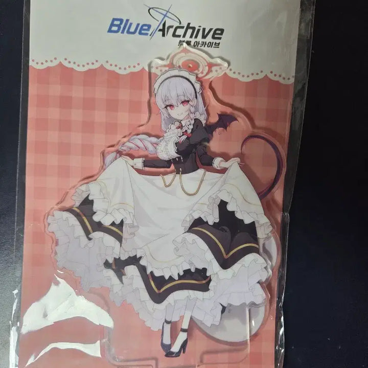 [SOLD OUT] [직거래] 블루아카이브 아크릴 2종 팔아요.