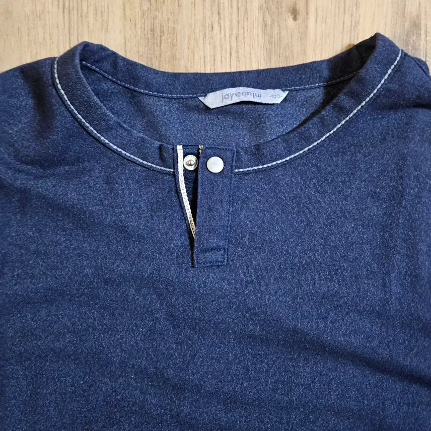 [BUNJANG] Unbranded Navy Henley Neck Short Sleeve T-shirt / 헨리넥 반팔 티셔츠 네이비