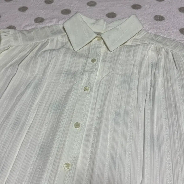 [BUNJANG] Lace Stripe Shirt / 레이스 스트라이프 셔츠