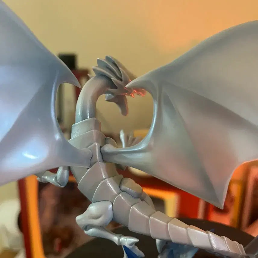 [BUNJANG] Yu-Gi-Oh! Blue-Eyes White Dragon Figure / 유희왕 푸른눈의 백룡 피규어