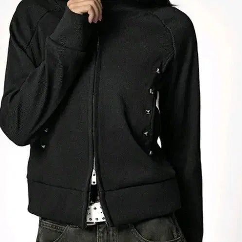 [BUNJANG] Pachez Ribbed Stud Slim Fit Two-Way Hooded Zip-Up / 파체즈 골지 스터드 슬림핏 투웨이 후드 집업