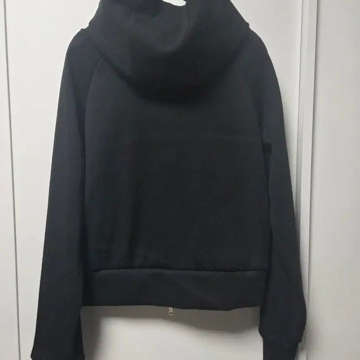 [BUNJANG] Pachez Ribbed Stud Slim Fit Two-Way Hooded Zip-Up / 파체즈 골지 스터드 슬림핏 투웨이 후드 집업