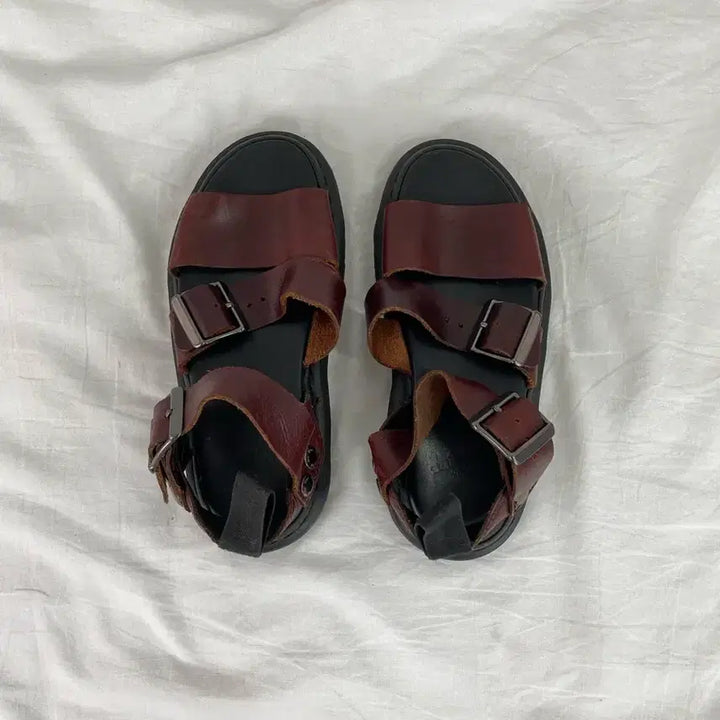 [BUNJANG] Dr. Martens Gryphon Burgundy Leather Sandals / 닥터마틴 그리폰 버건디 레더 샌들 220 <17>