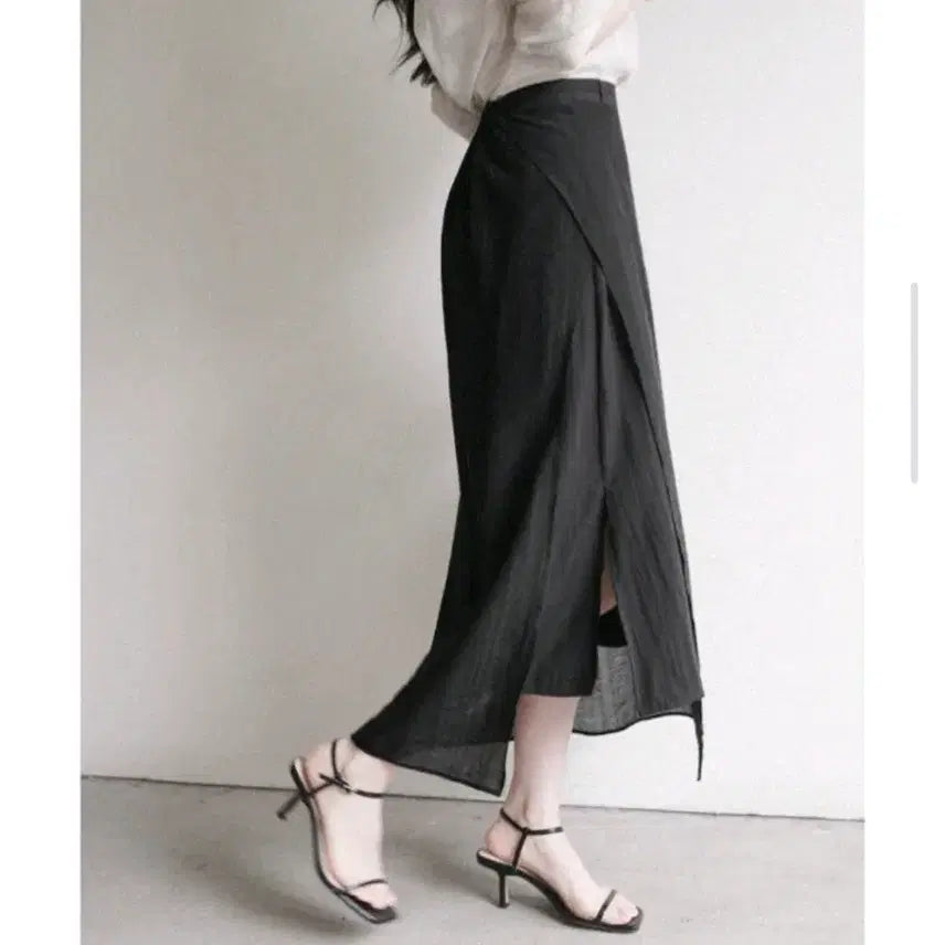 [BUNJANG] UUR Lab Wrap Skirt / 유유알) 랩 스커트