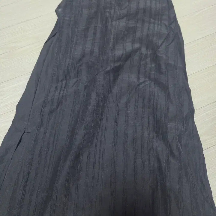 [BUNJANG] UUR Lab Wrap Skirt / 유유알) 랩 스커트