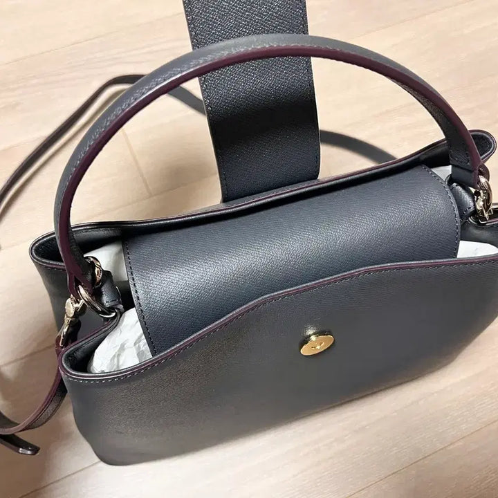[SOLD OUT] 메트로시티 토트백
