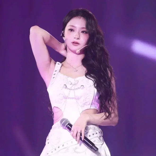 [BUNJANG] Lee Nakyung Datapack 2557 Photos / 260130 이나경 데이터 2557장