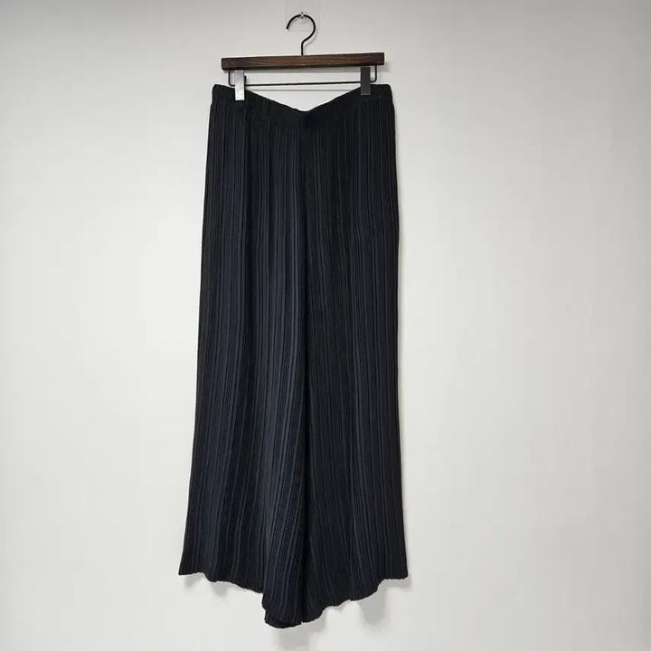[SOLD OUT] 플리츠미 pleatsme 검정색 플리츠 와이드 팬츠