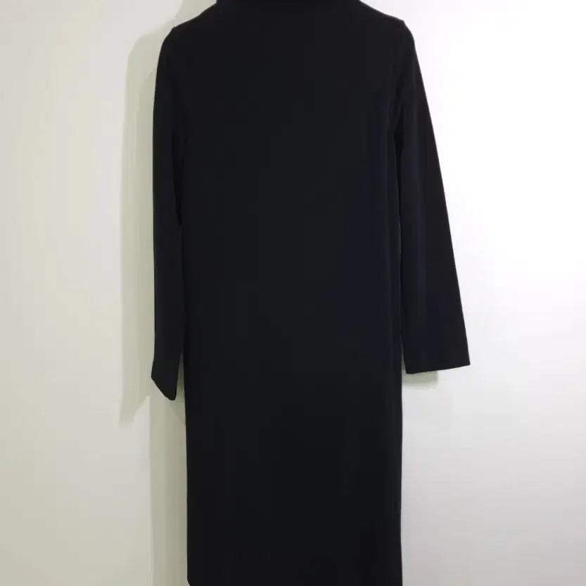 [BUNJANG] COS Long Black Turtleneck Dress / 코스 롱 원피스 ~55