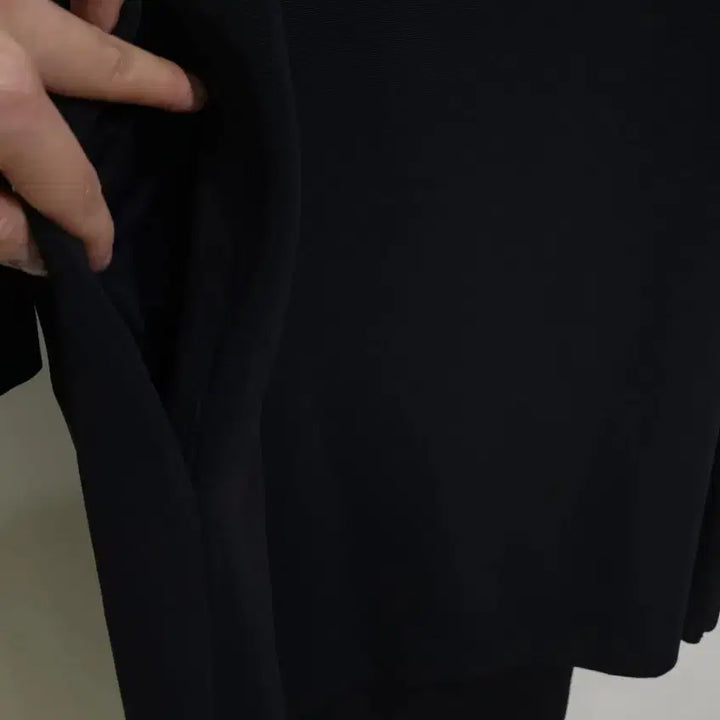 [BUNJANG] COS Long Black Turtleneck Dress / 코스 롱 원피스 ~55