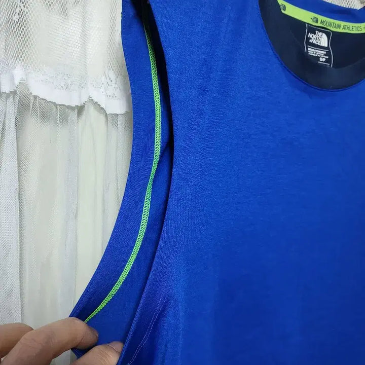 [BUNJANG] The North Face Blue Sleeveless T-Shirt / 노스페이스 블루 민소매 티셔츠