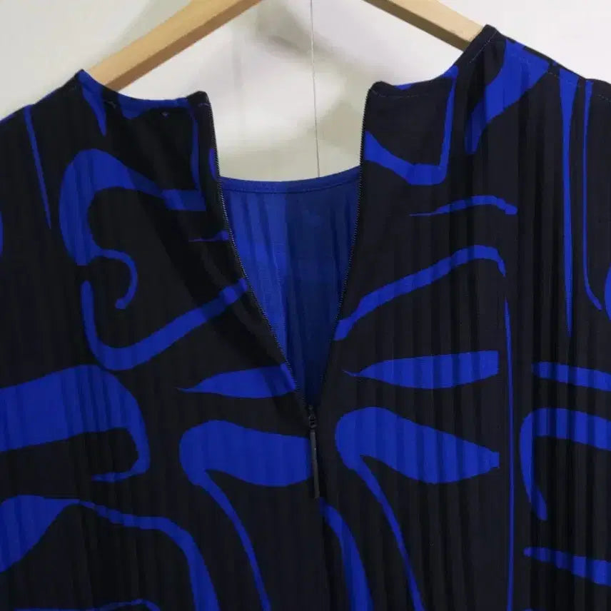 [BUNJANG] COS Pleated Pattern Dress / 코스 플리츠 패턴 원피스~77