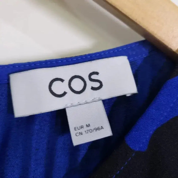 [BUNJANG] COS Pleated Pattern Dress / 코스 플리츠 패턴 원피스~77