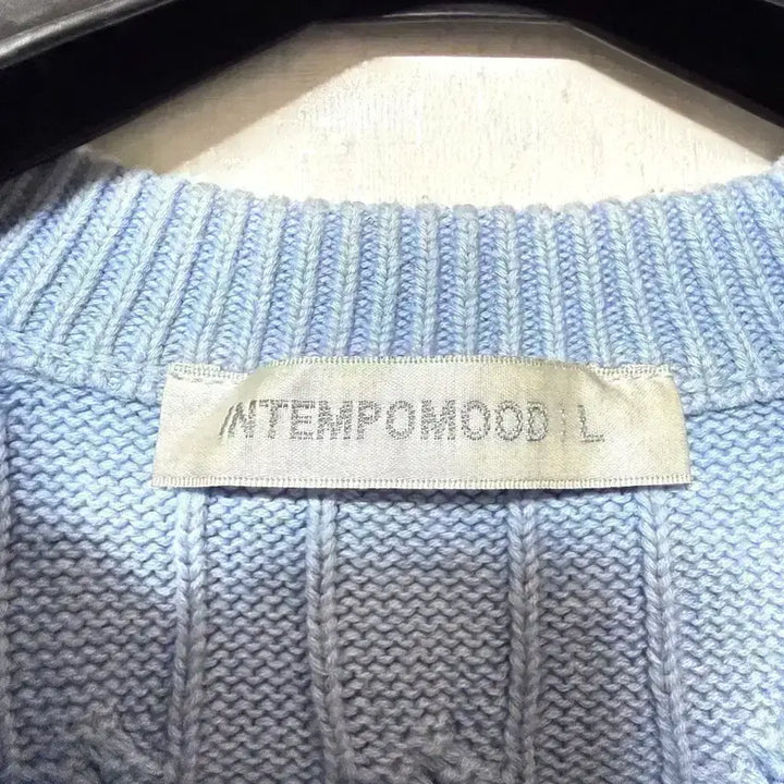 [BUNJANG] Intempo Mood Cable Knit Sweater - Blue / [L,100]인템포무드 케이블 니트 스웨터 블루