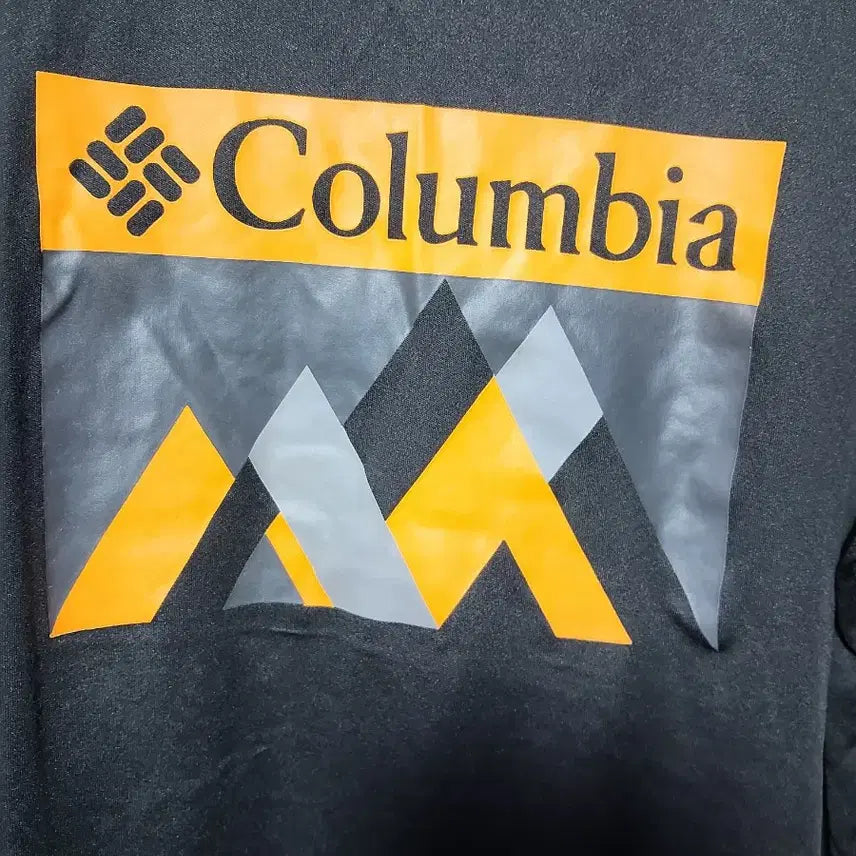 [BUNJANG] Columbia Black Logo Short Sleeve T-Shirt / 컬럼비아 블랙 로고 반팔 티셔츠