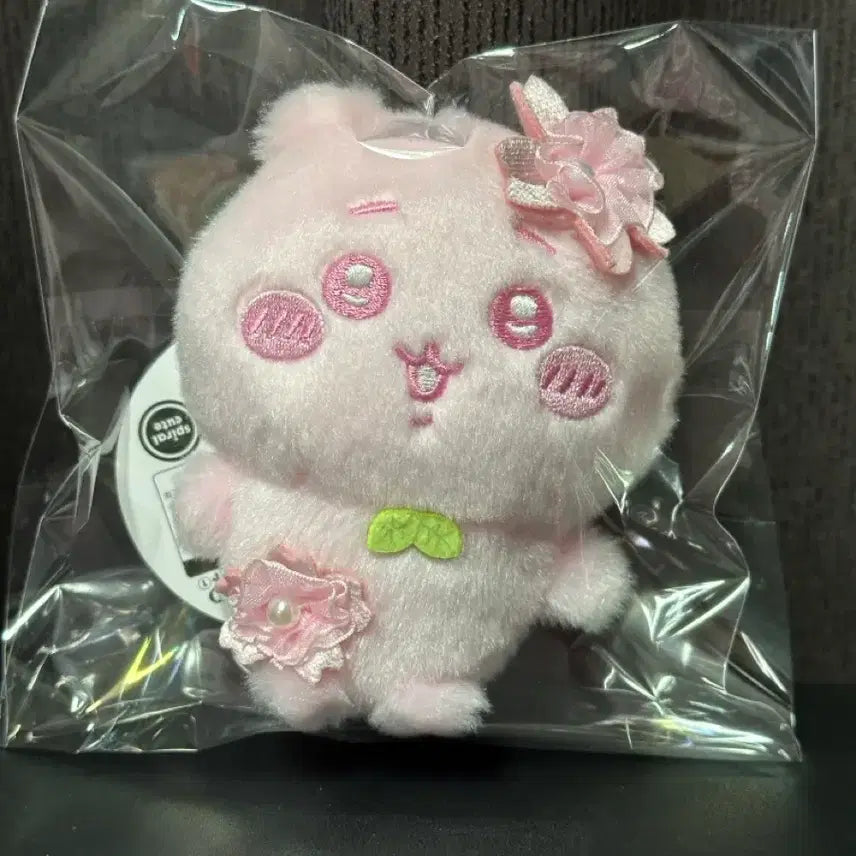 [BUNJANG] Chikawa Cherry Blossom Chikawa Mascot / 치이카와 벚꽃 치이카와 마스코트