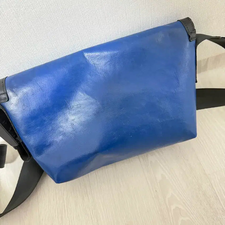 [BUNJANG] Freitag Hawaii Five-O Crossbody Bag / 하와이 파이브오민트택