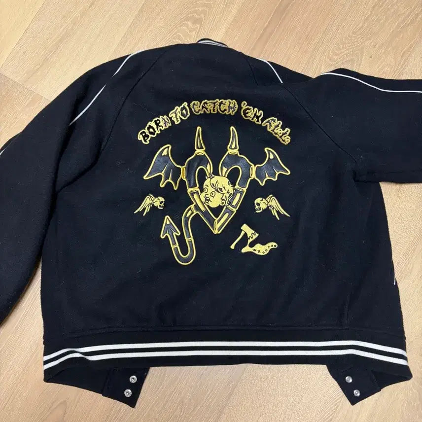 [BUNJANG] Weeekenders Varsity Jacket M Size / 위캔더스 바시티자켓 m사이즈