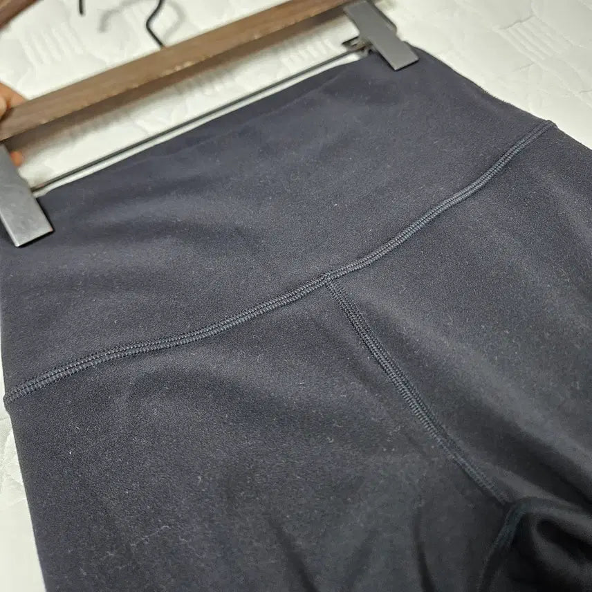 [BUNJANG] Lululemon Black Leggings / 룰루레몬 블랙 레깅스