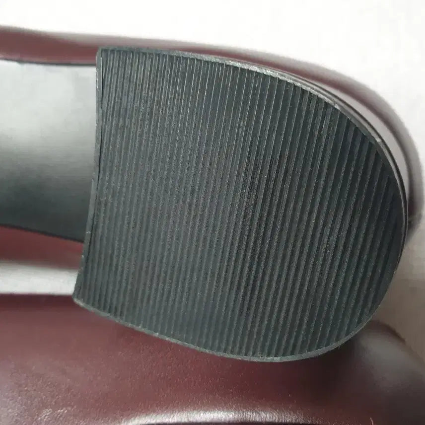 [BUNJANG] CAUSEY Burgundy Pumps 230 / CAUSEY 버건디 펌프스 230