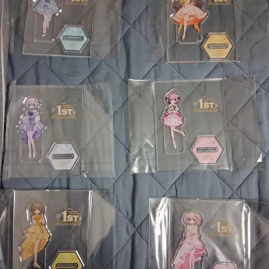 [BUNJANG] AMUSE DOLCE 1st Anniversary Acrylic Bundle Set / AMUSE DOLCE 1주년 아크릴 일괄 판매