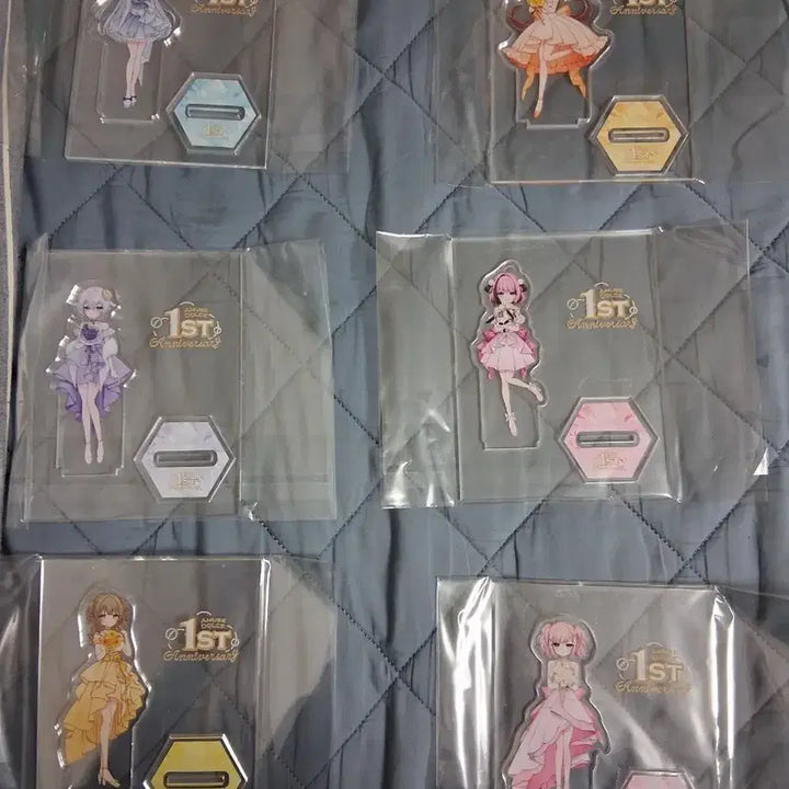 [BUNJANG] AMUSE DOLCE 1st Anniversary Acrylic Bundle Set / AMUSE DOLCE 1주년 아크릴 일괄 판매