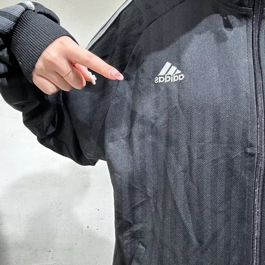 [BUNJANG] Adidas Old School Tricolor Track Top Jersey / 아디다스 블랙 오버핏 올드스쿨 삼선 트랙탑 져지 M