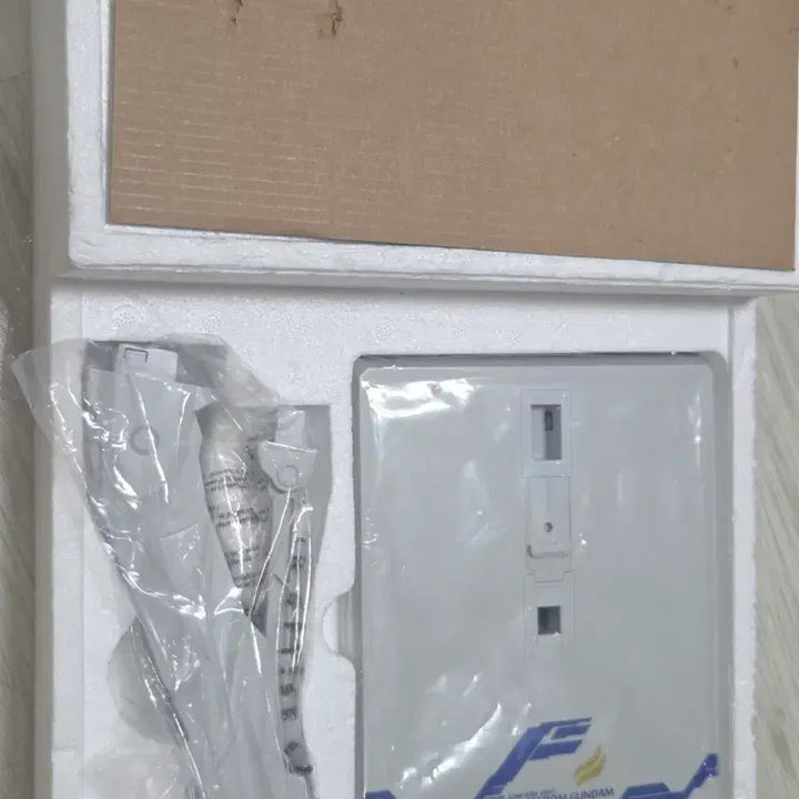 [SOLD OUT] 팝니다 메탈빌드 스트라이크 프리덤 초판 합본 개봉전시품