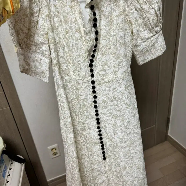 [BUNJANG] Seo Cookie Beige Austin Rose Dress / (상태좋음)서쿠키 베이지 오스틴 로즈 원피스 s